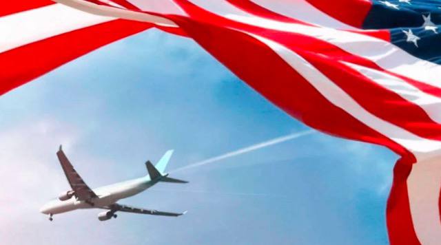 首次登陆美国是新移民的重要一环，需要仔细准备并了解相关注意事项和文件要求